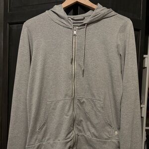 NWOT Vuori gray Halo Performance 2.0 Small